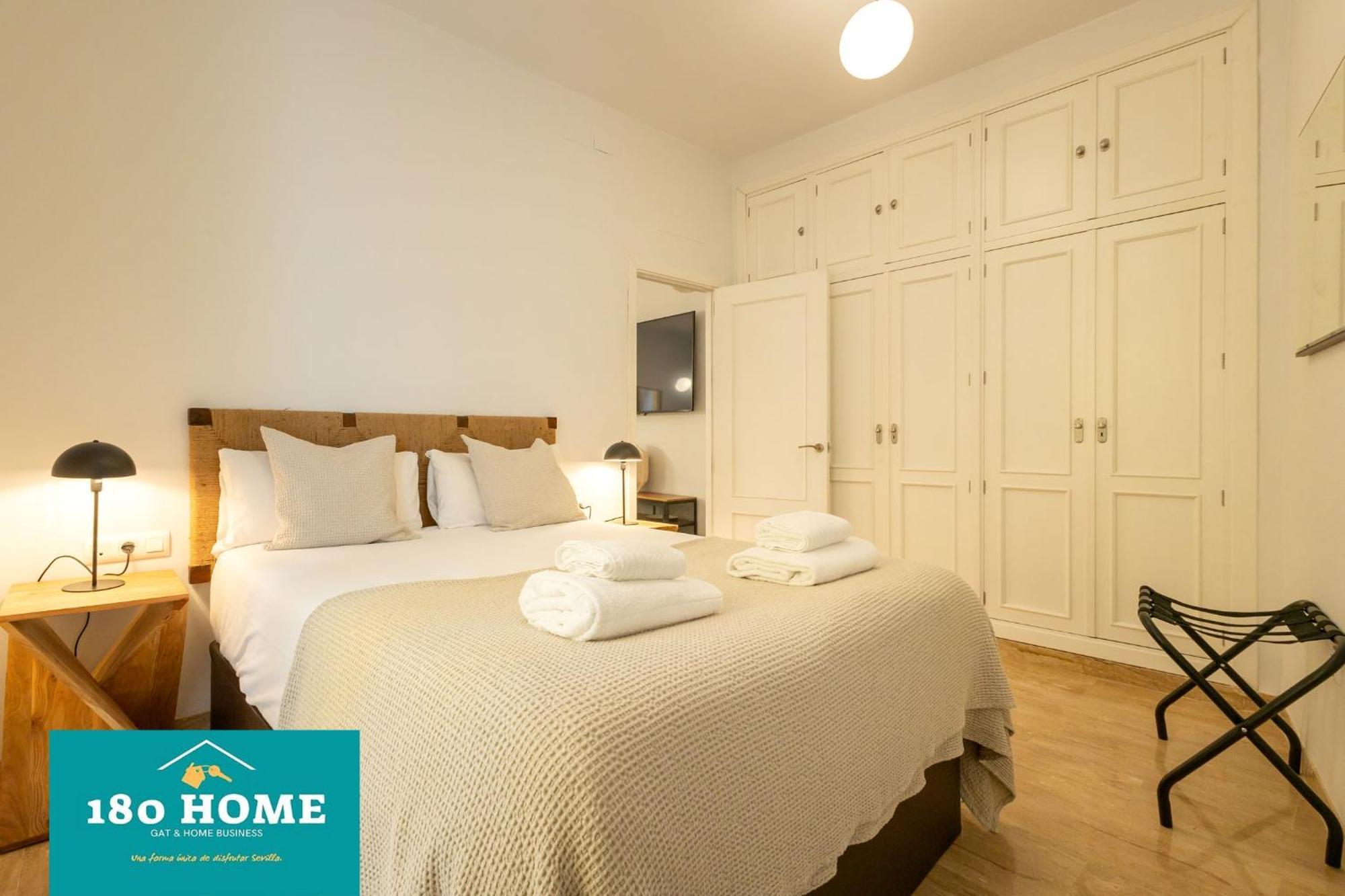 180 Home Goyeneta Luxury Sevilla Exterior foto